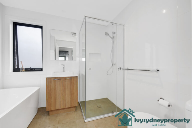 (WEB)271 Driftway Dr Pemulwuy_View7