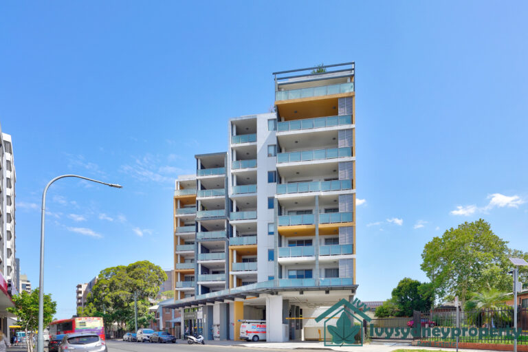 (WEB)31.76-78 Queen Street AUBURN_View1