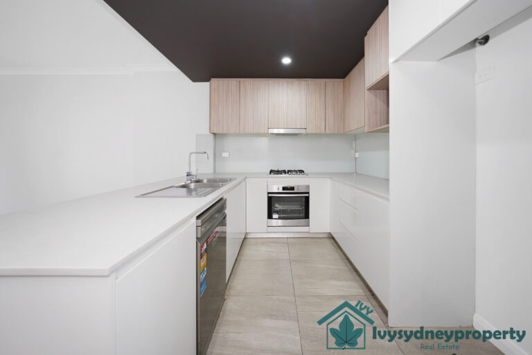 (WEB)31.76-78 Queen Street AUBURN_View3