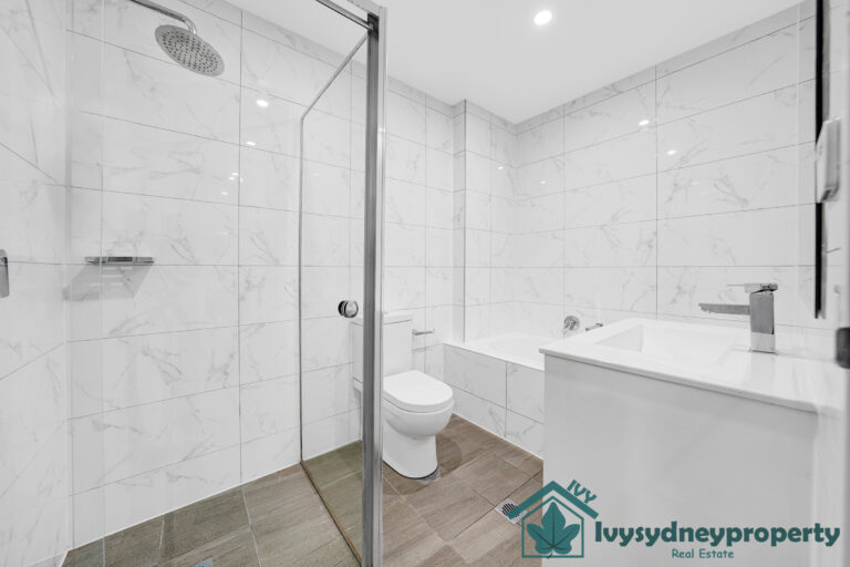 (WEB)31.76-78 Queen Street AUBURN_View6