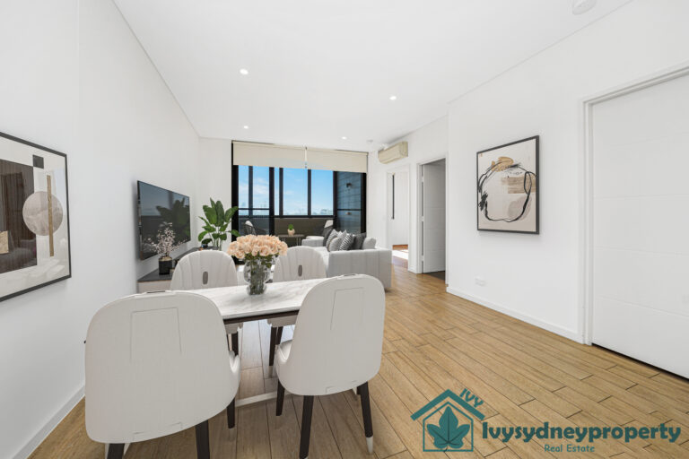 (WEB)708.70 River Road Ermington_View2