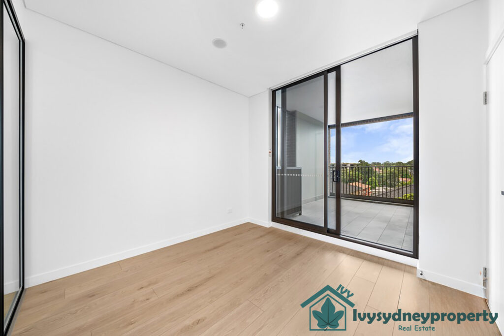 10072208_21297155_5_1708045227_original