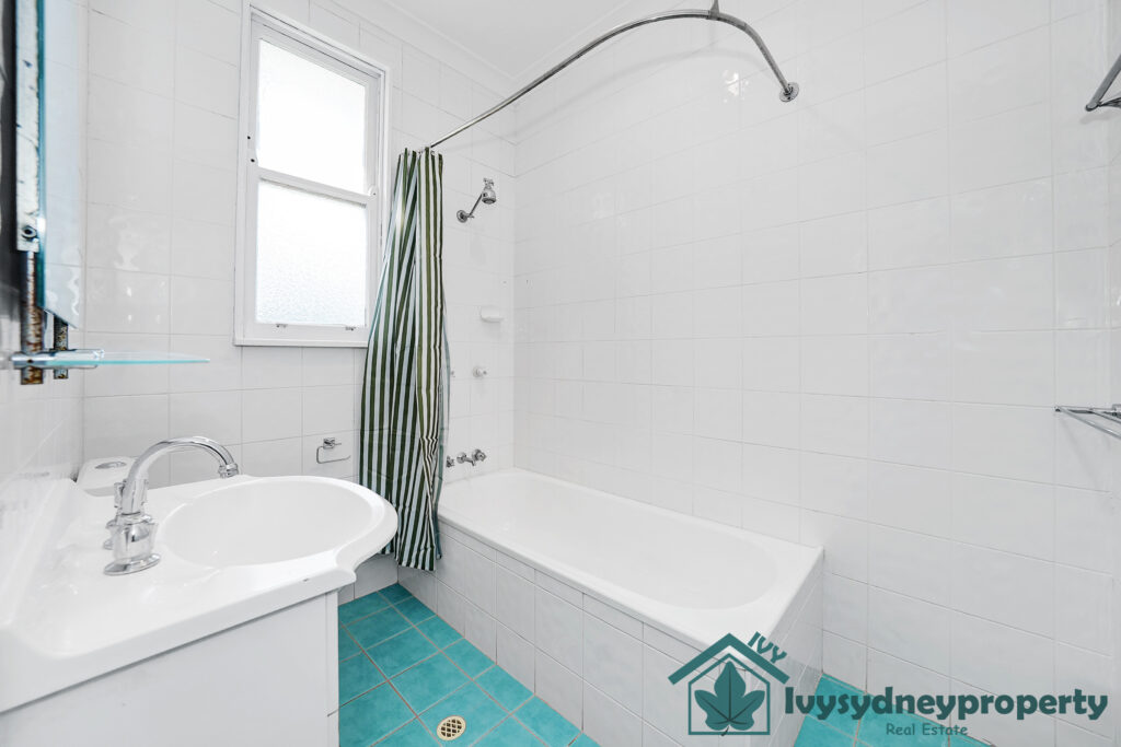 (WEB)5 Bamford Place Lalor Park_View7