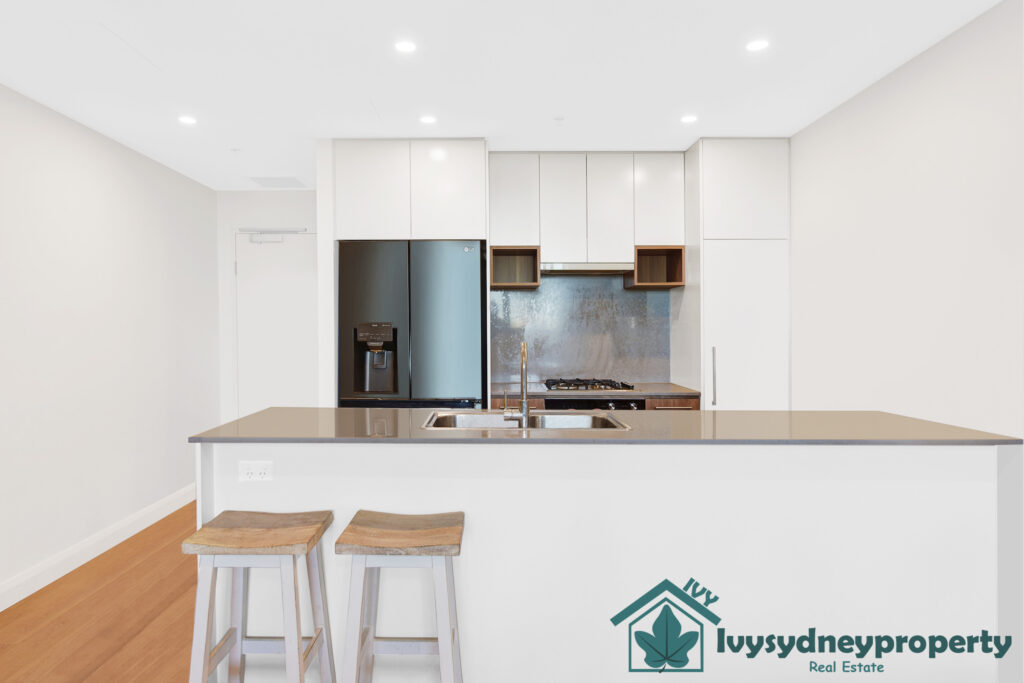 (WEB)704.28 Cowper st Granville_View3