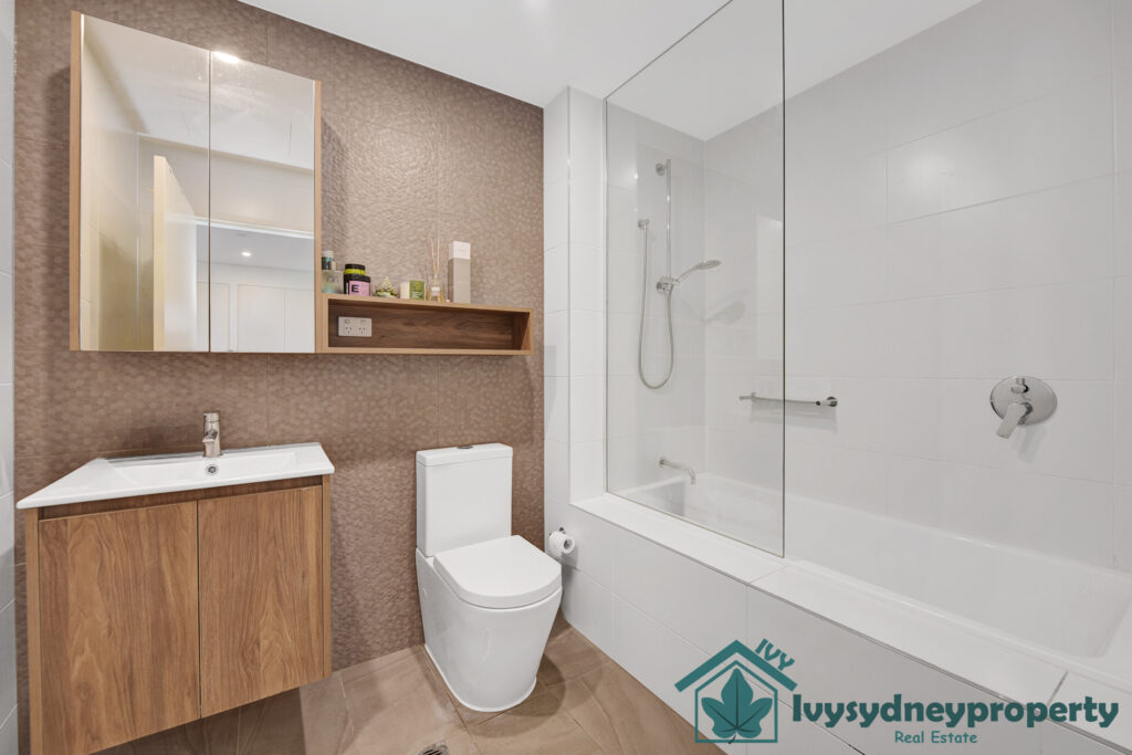 (WEB)704.28 Cowper st Granville_View6